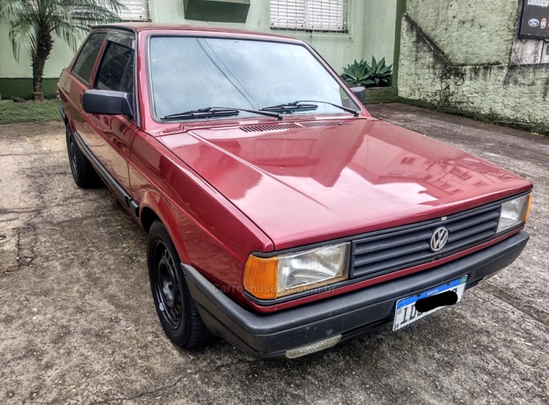 VOYAGE 1.8 PLUS 8V GASOLINA 2P MANUAL - 1990 - CAXIAS DO SUL