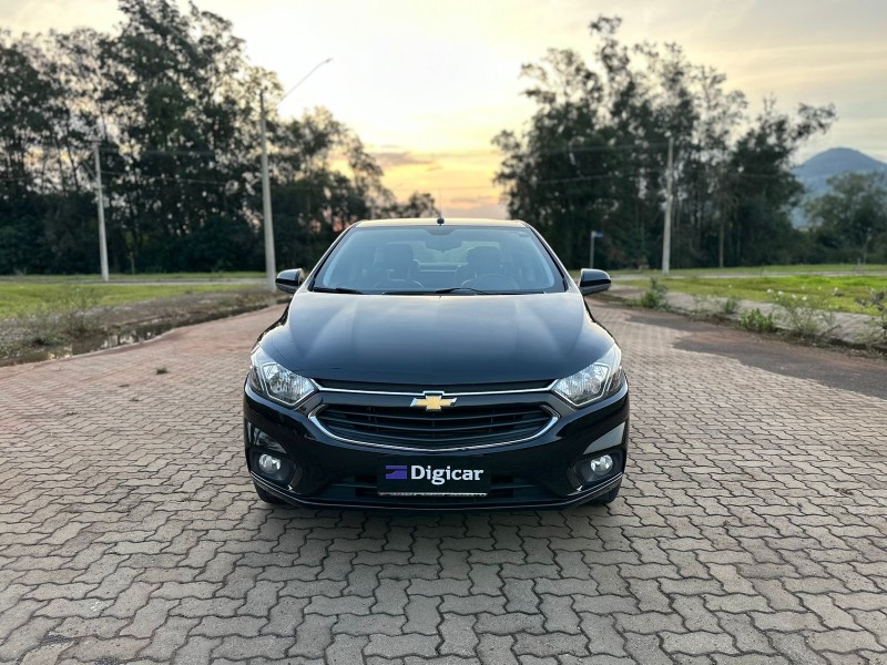 PRISMA 1.4 MPFI LTZ 8V FLEX 4P AUTOMÁTICO - 2018 - LAJEADO