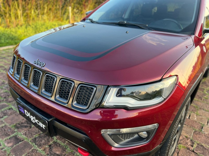 COMPASS 2.0 16V DIESEL TRAILHAWK 4X4 AUTOMÁTICO - 2017 - LAJEADO