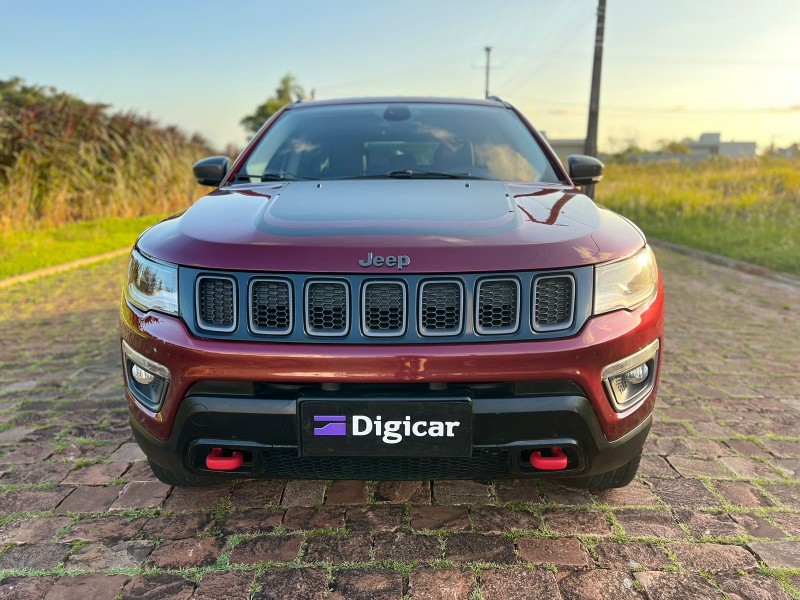 COMPASS 2.0 16V DIESEL TRAILHAWK 4X4 AUTOMÁTICO - 2017 - LAJEADO