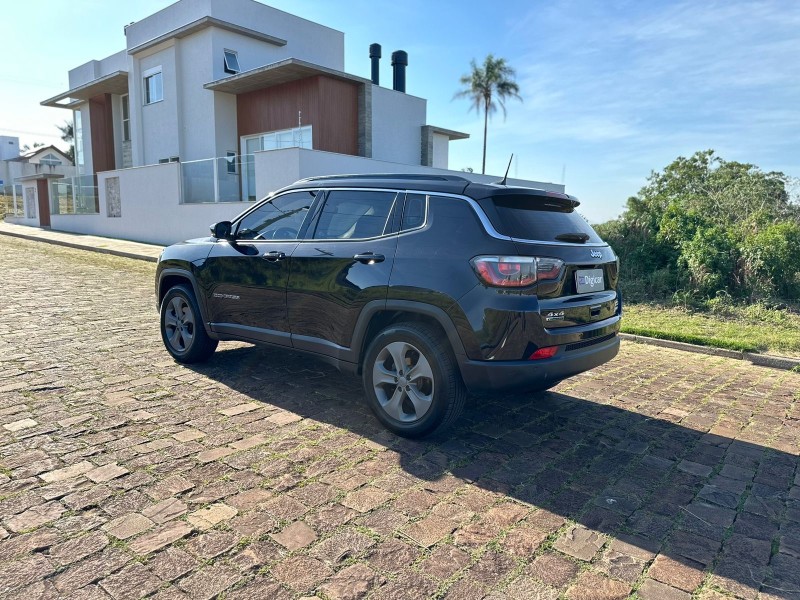 COMPASS 2.0 16V DIESEL LONGITUDE 4X4 AUTOMÁTICO - 2018 - LAJEADO