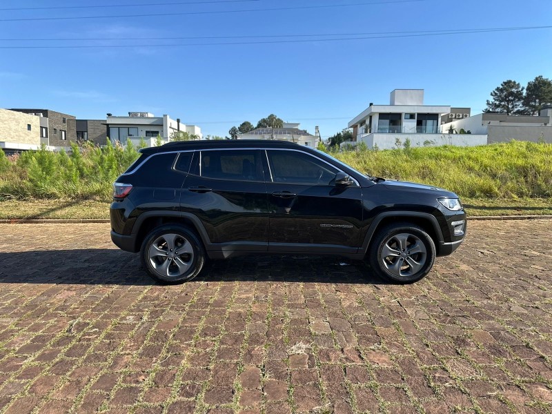 COMPASS 2.0 16V DIESEL LONGITUDE 4X4 AUTOMÁTICO - 2018 - LAJEADO