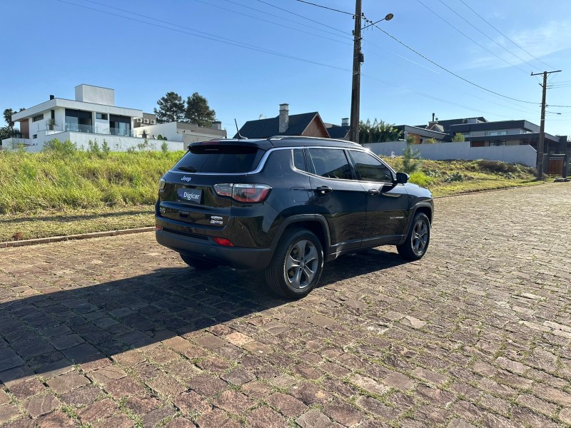 COMPASS 2.0 16V DIESEL LONGITUDE 4X4 AUTOMÁTICO - 2018 - LAJEADO