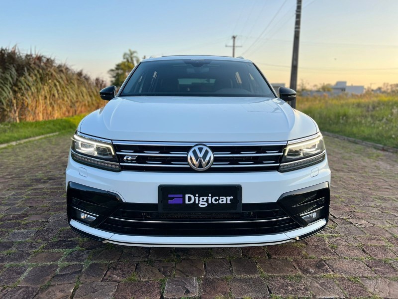 TIGUAN 2.0 ALLSPACE R-LINE 350 TSI 4X4 GASOLINA 4P - 2019 - LAJEADO