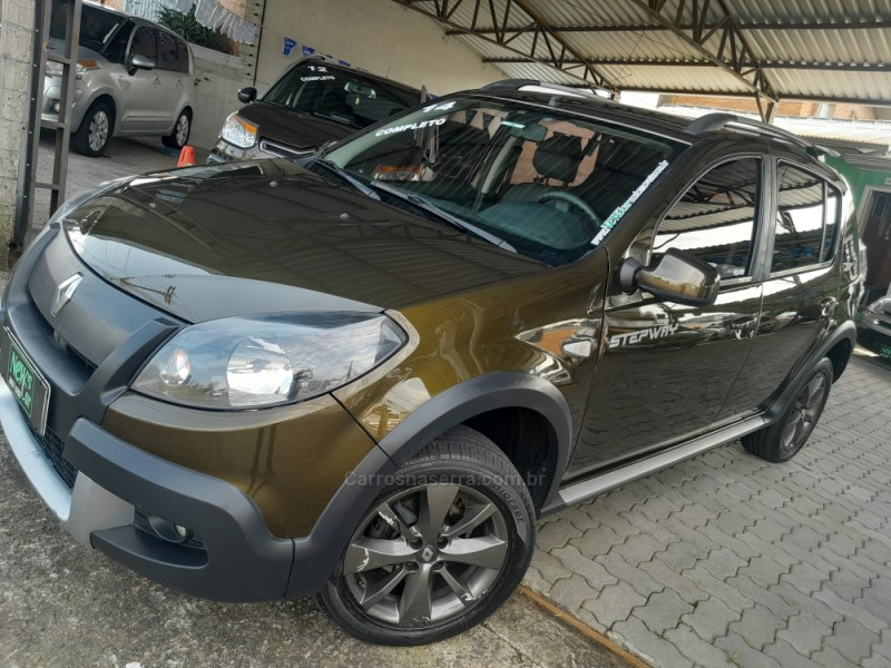 SANDERO 1.6 STEPWAY INTENSE X-TRONIC 16V FLEX 4P AUTOMÁTICO - 2014 - CAXIAS DO SUL