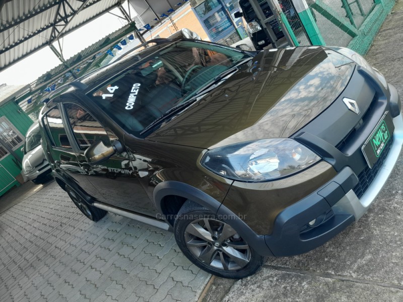 sandero 1.6 stepway intense x tronic 16v flex 4p automatico 2014 caxias do sul