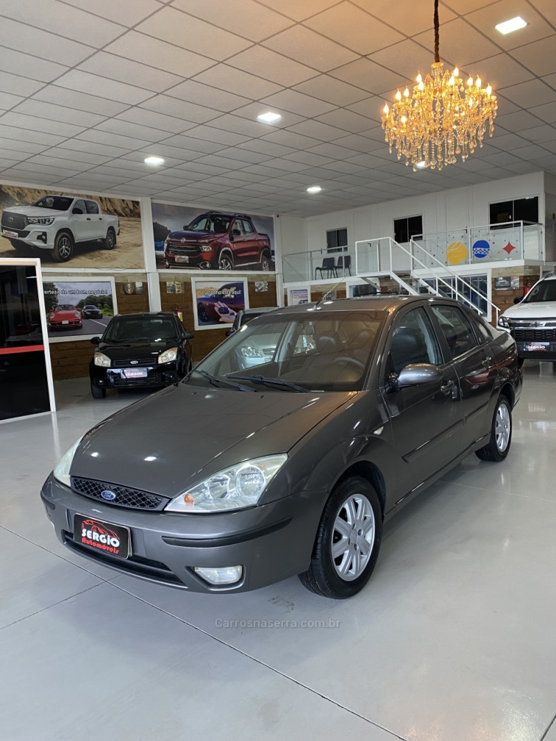 FOCUS 2.0 GHIA SEDAN 16V GASOLINA 4P AUTOMÁTICO - 2008 - PAROBé