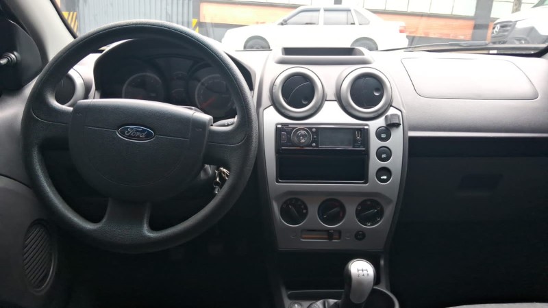 FIESTA 1.6 MPI CLASS SEDAN 8V FLEX 4P MANUAL - 2013 - FLORES DA CUNHA