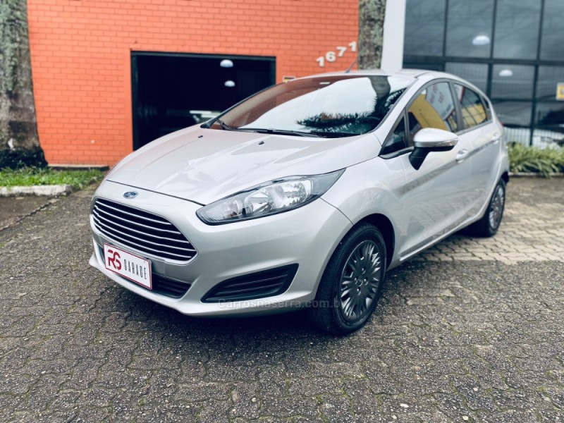 FIESTA 1.6 SE HATCH 16V FLEX 4P MANUAL - 2017 - NOVO HAMBURGO