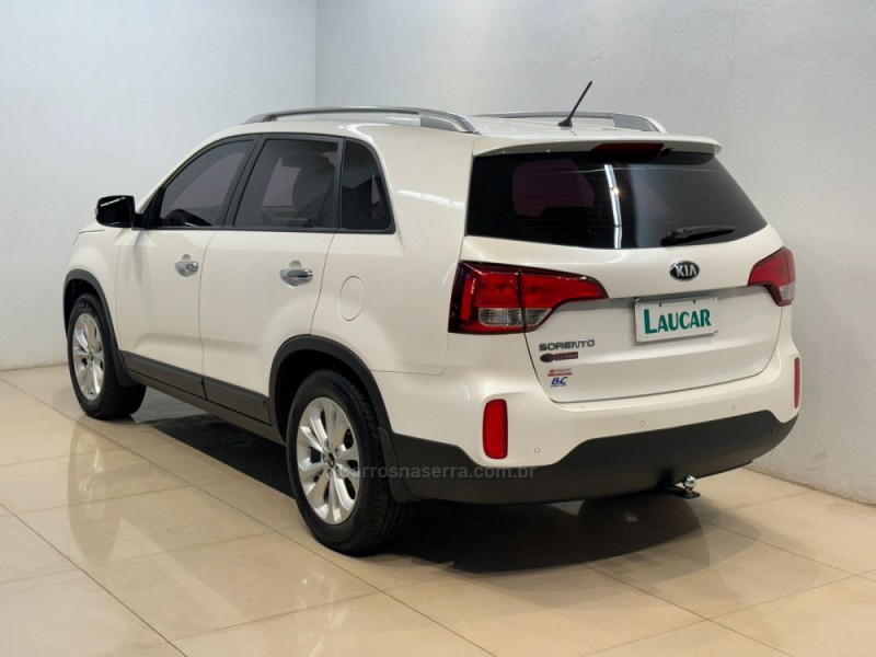 SORENTO 2.4 EX2 4X2 16V GASOLINA 4P AUTOMÁTICO - 2015 - CASCA