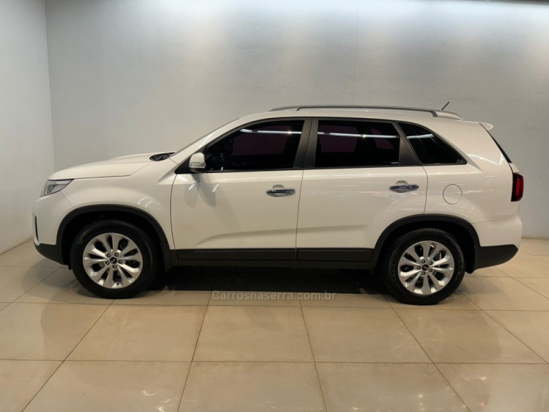 SORENTO 2.4 EX2 4X2 16V GASOLINA 4P AUTOMÁTICO - 2015 - CASCA