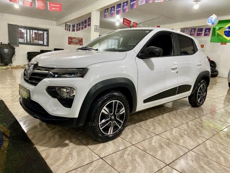 KWID 1.0 12V SCE FLEX INTENSE MANUAL - 2024 - LAGOA VERMELHA