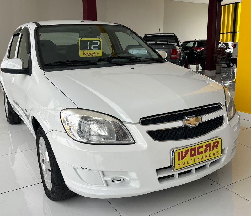 PRISMA 1.4 MPFI LT 8V FLEX 4P MANUAL - 2012 - VACARIA