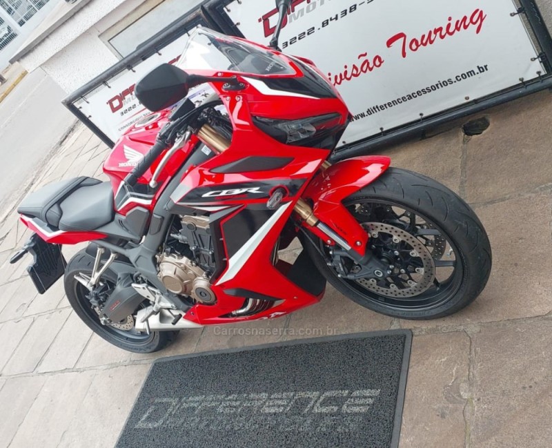 CBR 650R  - 2022 - CAXIAS DO SUL