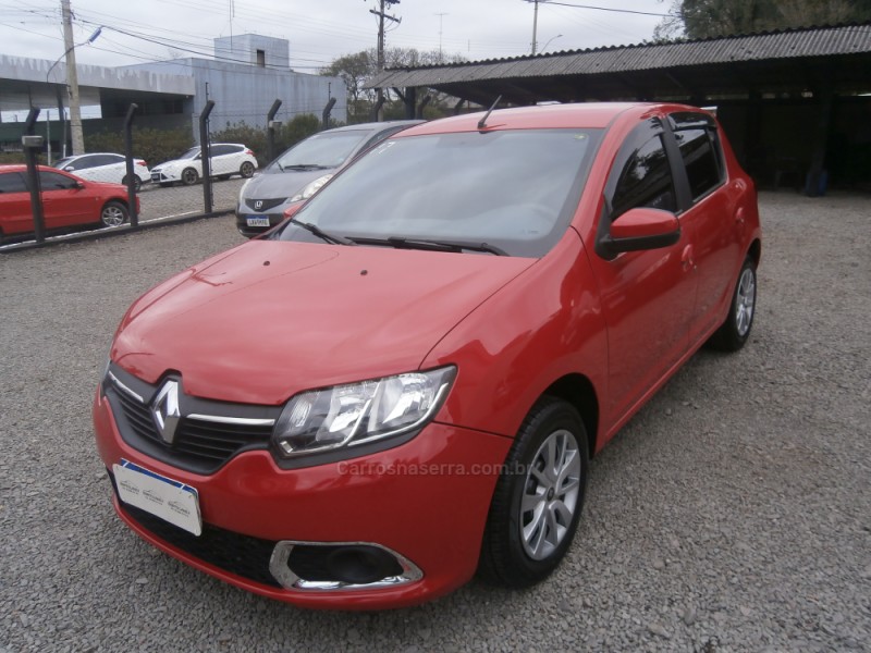 SANDERO 1.0 EXPRESSION 16V FLEX 4P MANUAL - 2017 - FARROUPILHA