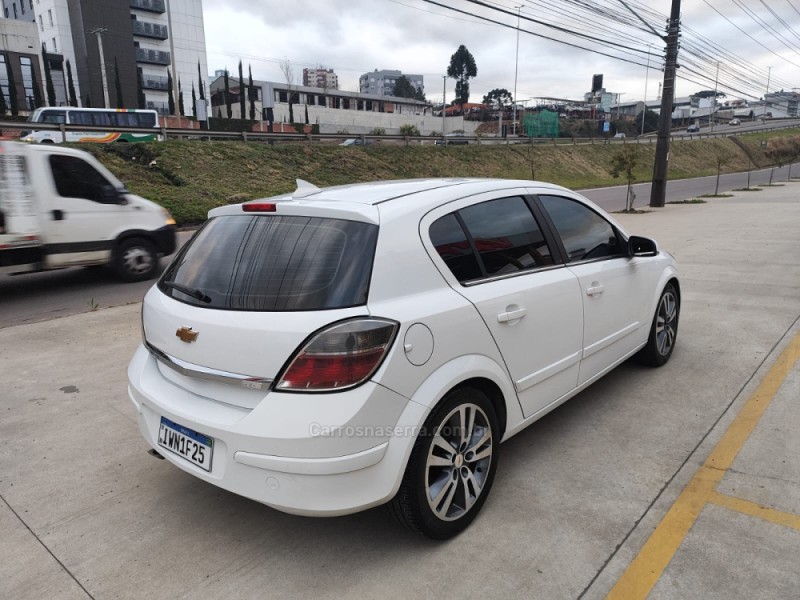 VECTRA 2.0 MPFI GT-X HATCH 8V FLEX 4P MANUAL - 2010 - FARROUPILHA