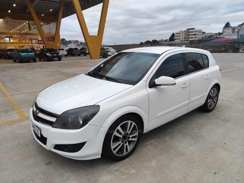 VECTRA 2.0 MPFI GT-X HATCH 8V FLEX 4P MANUAL - 2010 - FARROUPILHA