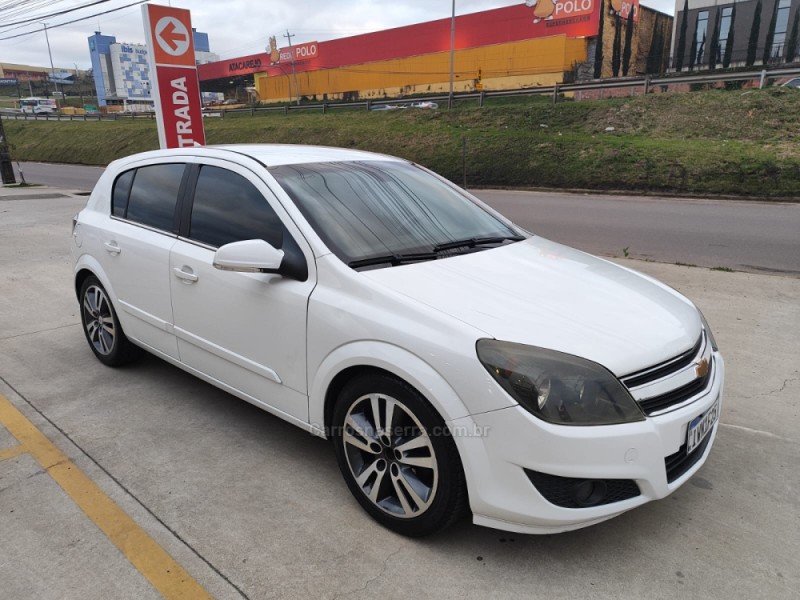 VECTRA 2.0 MPFI GT-X HATCH 8V FLEX 4P MANUAL - 2010 - FARROUPILHA