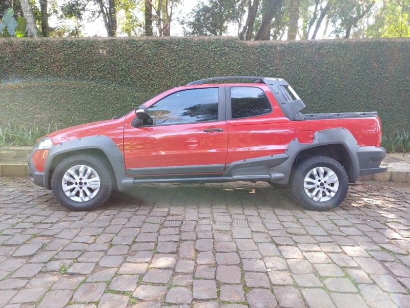 STRADA 1.8 MPI ADVENTURE CD 16V FLEX 3P AUTOMATIZADO - 2013 - PARAí