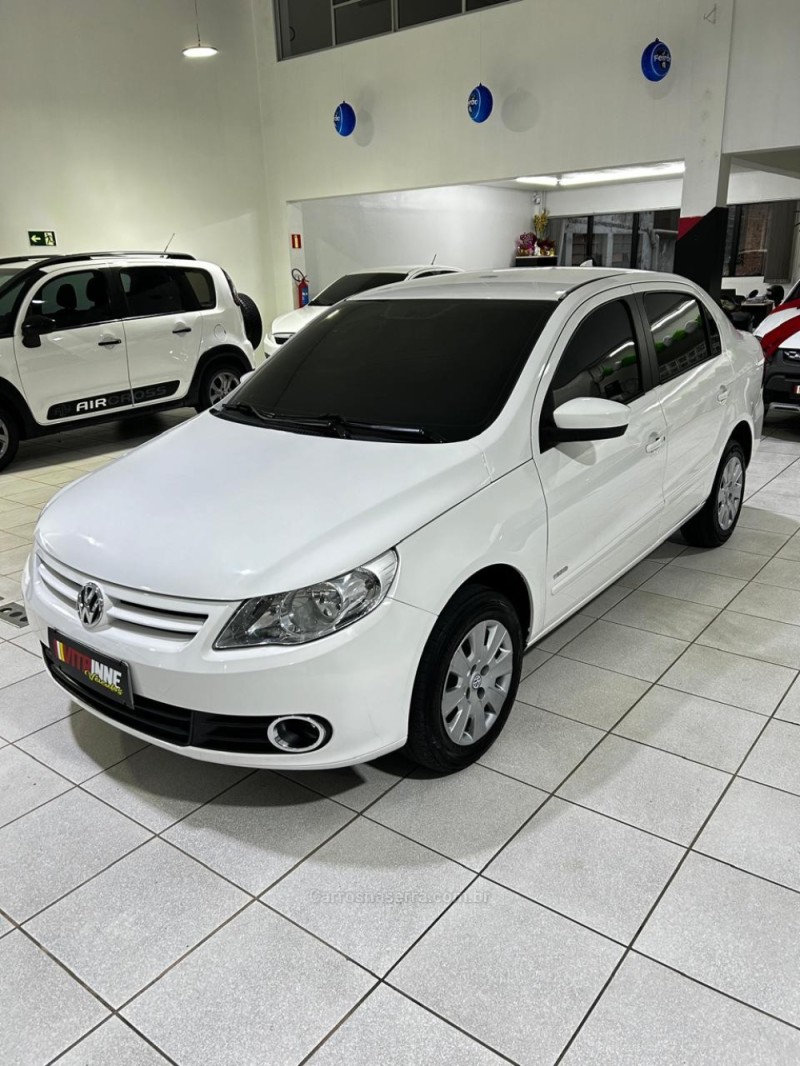 VOYAGE 1.0 MI 8V FLEX 4P MANUAL - 2013 - CAXIAS DO SUL