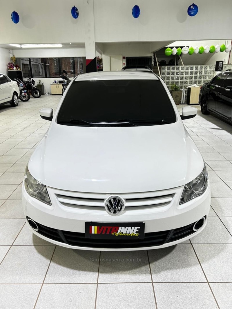 VOYAGE 1.0 MI 8V FLEX 4P MANUAL - 2013 - CAXIAS DO SUL