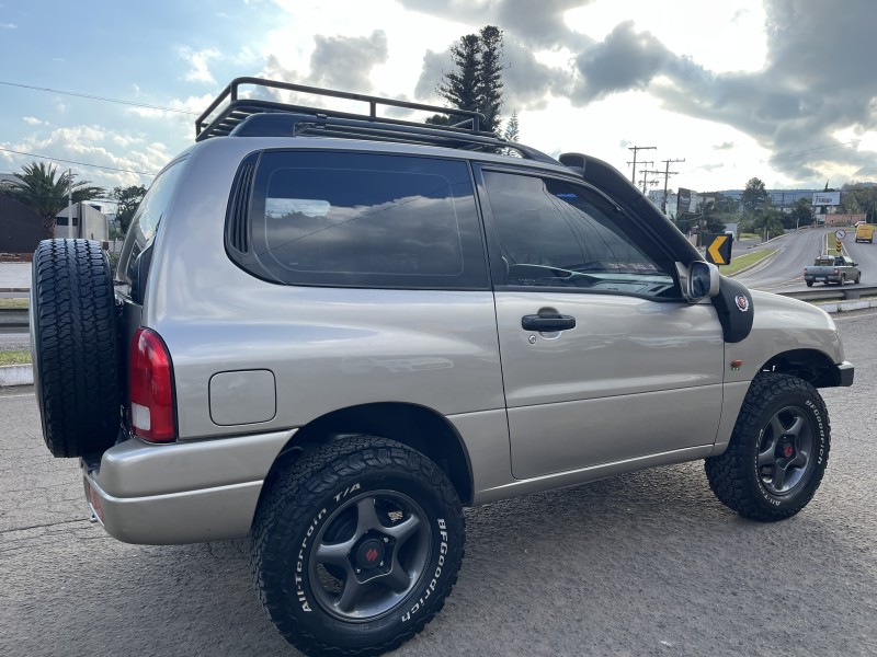 VITARA 1.6 JLX 4X4 16V GASOLINA 4P MANUAL - 2001 - DOIS IRMãOS