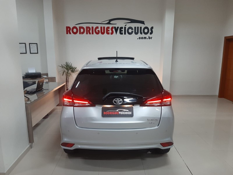 YARIS 1.5 XLS CONNECT 16V FLEX 4P AUTOMÁTICO - 2021 - CAXIAS DO SUL