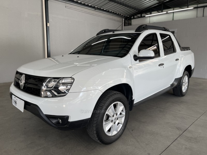 DUSTER OROCH 1.6 16V FLEX EXPRESSION 4P MANUAL - 2018 - CAXIAS DO SUL