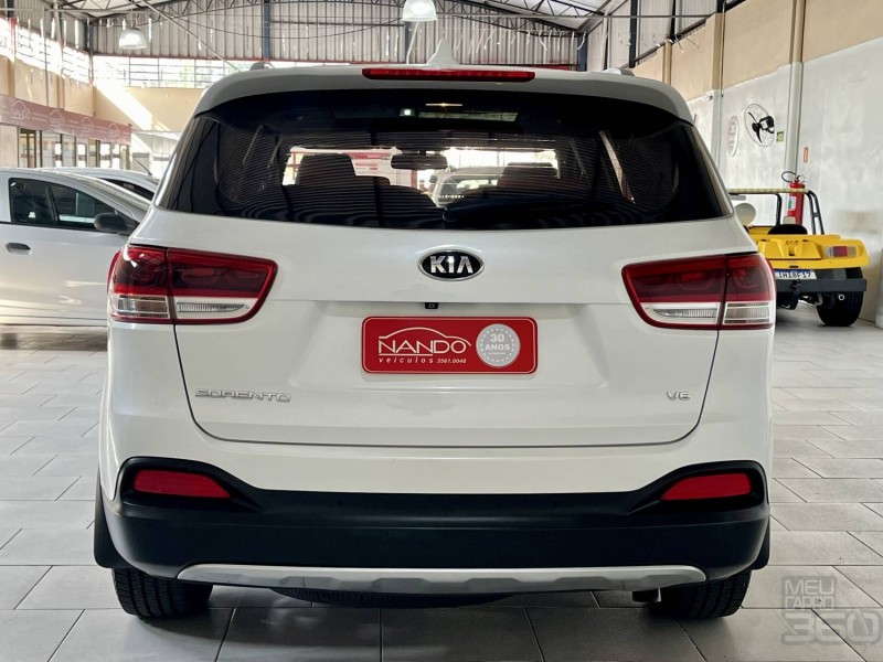 SORENTO 3.3 EX V6 24V GASOLINA 4P 7 LUGARES AUTOMATICO - 2016 - ESTâNCIA VELHA