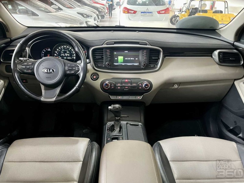 SORENTO 3.3 EX V6 24V GASOLINA 4P 7 LUGARES AUTOMATICO - 2016 - ESTâNCIA VELHA