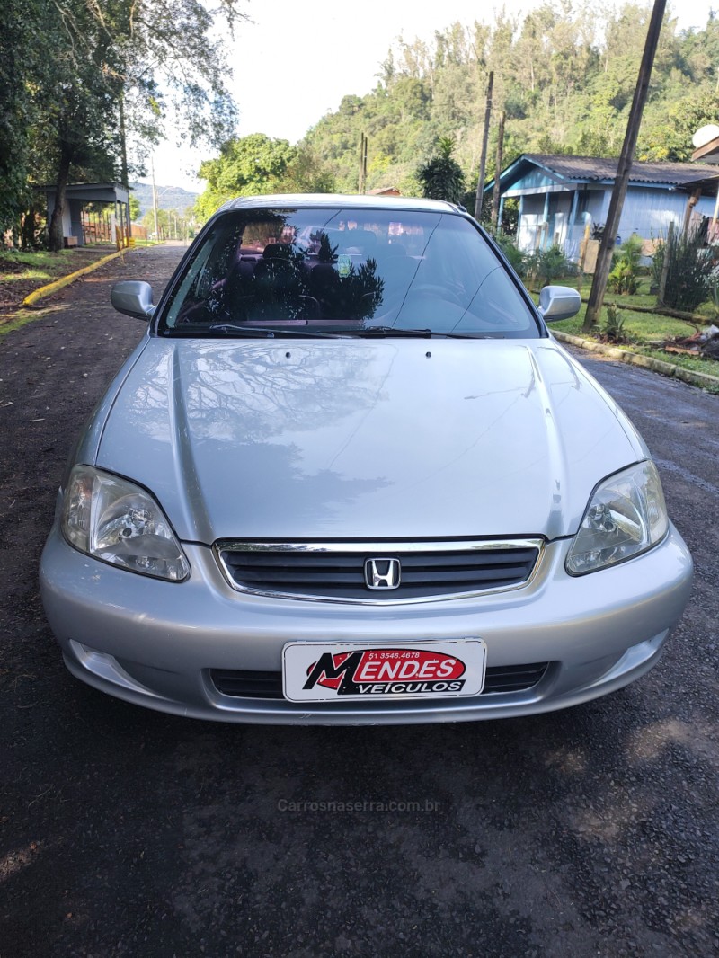 CIVIC 1.6 LX 16V GASOLINA 4P AUTOMÁTICO - 2000 - TRêS COROAS