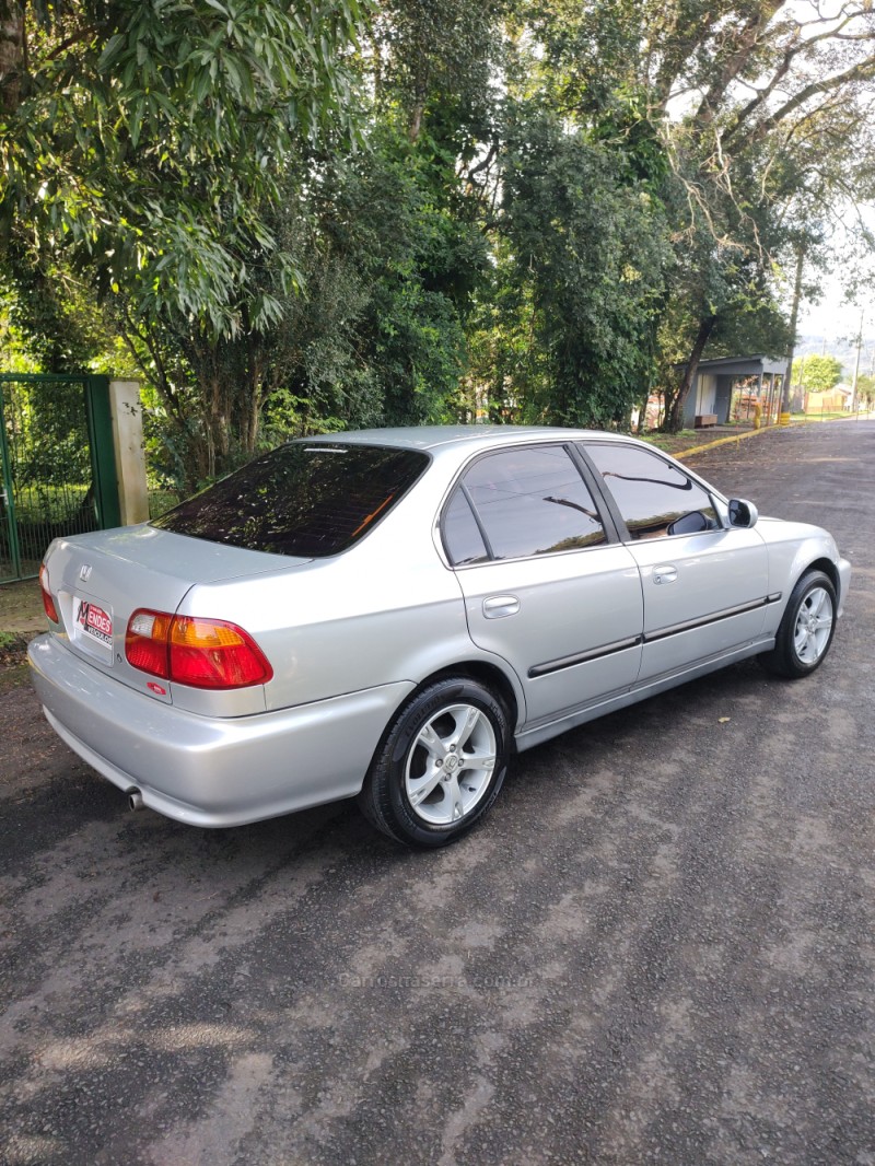 CIVIC 1.6 LX 16V GASOLINA 4P AUTOMÁTICO - 2000 - TRêS COROAS