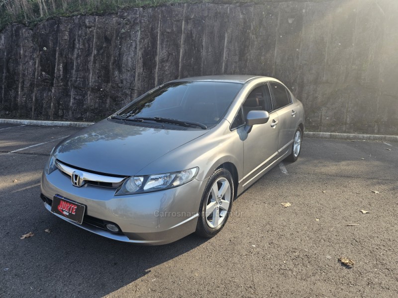 CIVIC 1.8 LXS 16V GASOLINA 4P AUTOMÁTICO - 2007 - BENTO GONçALVES