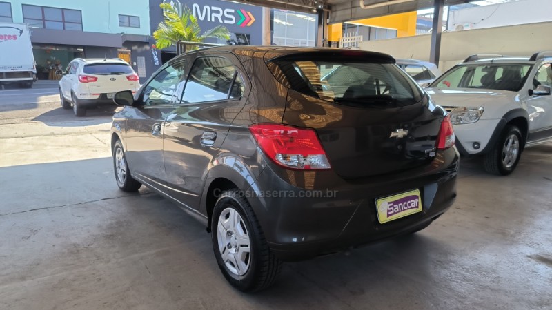 ONIX 1.0 LT 12V FLEX 4P MANUAL - 2015 - SANTA CRUZ DO SUL