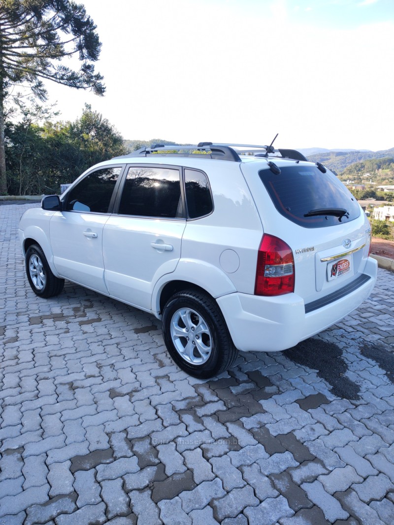 TUCSON 2.0 MPFI GLS 16V 143CV 2WD FLEX 4P AUTOMÁTICO - 2015 - TRêS COROAS