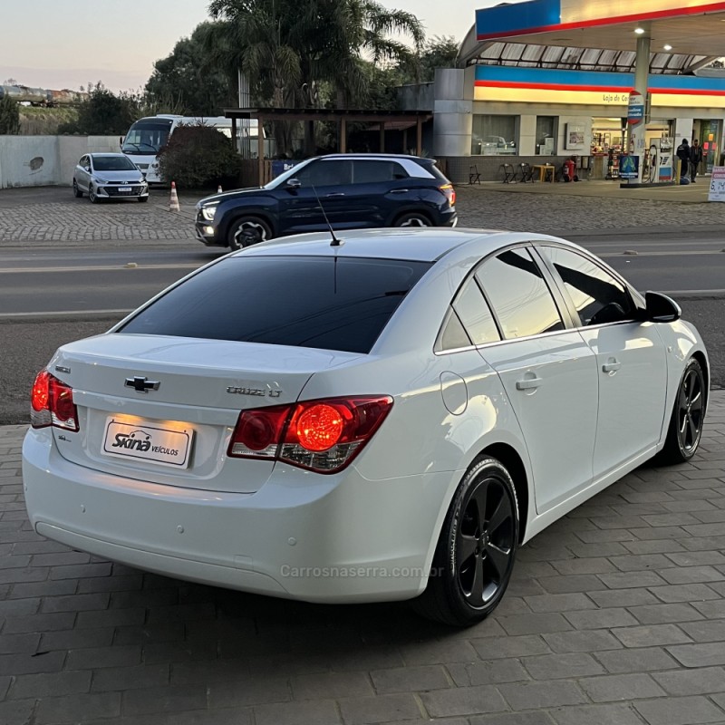 CRUZE 1.8 LT 16V FLEX 4P AUTOMÁTICO - 2012 - VACARIA