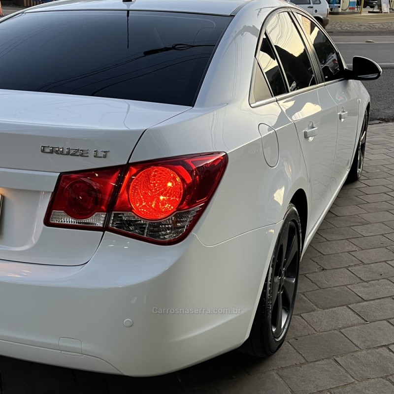 CRUZE 1.8 LT 16V FLEX 4P AUTOMÁTICO - 2012 - VACARIA