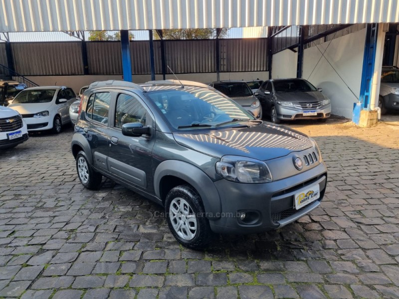 UNO 1.0 WAY 8V FLEX 4P MANUAL - 2013 - VACARIA