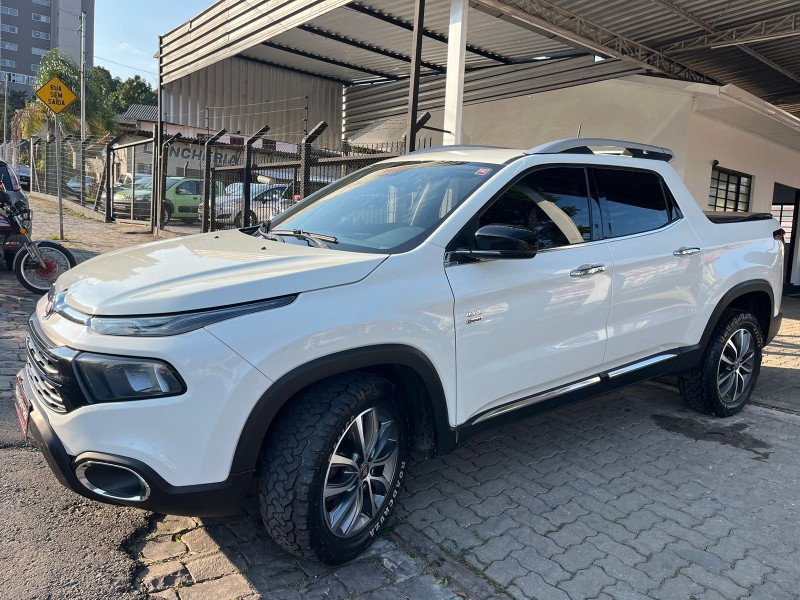 TORO 2.0 16V TURBO DIESEL VOLCANO 4WD AUTOMÁTICO - 2020 - CAXIAS DO SUL