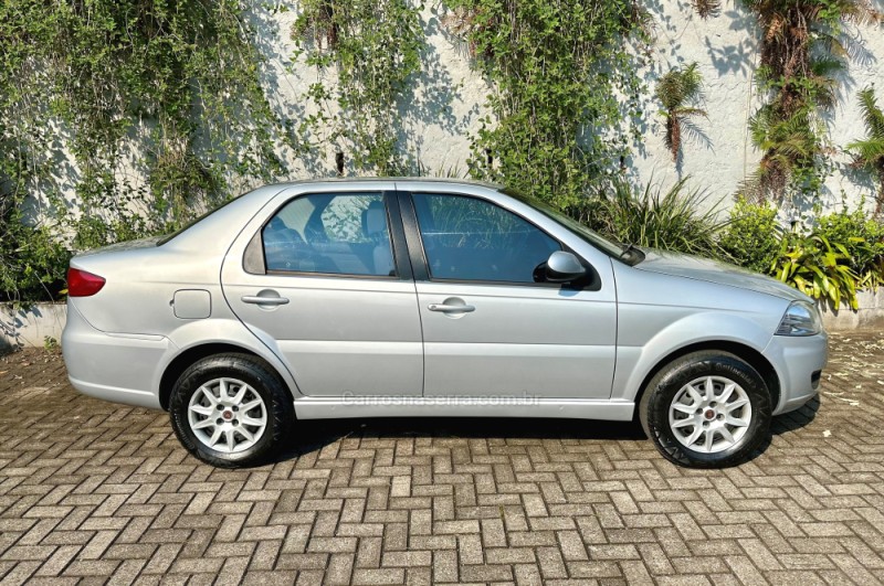 SIENA 1.0 MPI EL 8V FLEX 4P MANUAL - 2014 - SAPIRANGA