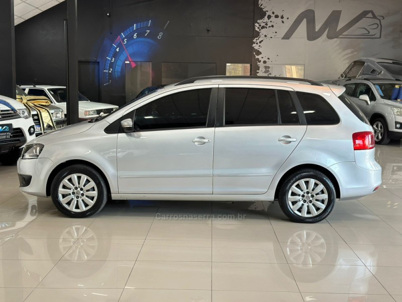 SPACEFOX 1.6 MI 8V FLEX 4P MANUAL - 2011 - ESTâNCIA VELHA