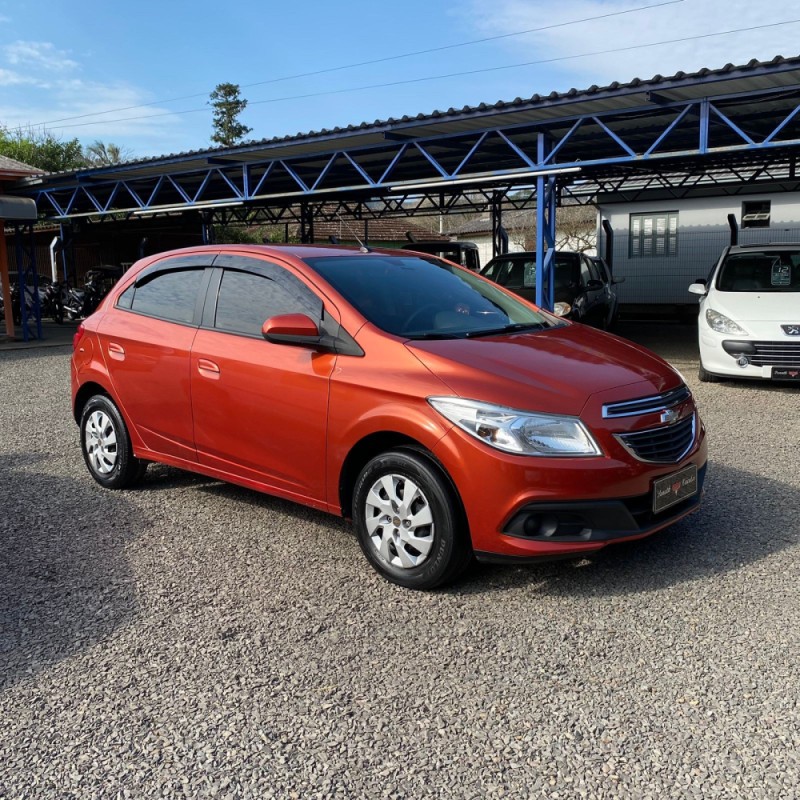 ONIX 1.0 MPFI LT 8V FLEX 4P MANUAL - 2013 - IGREJINHA