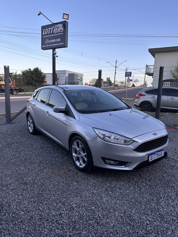 FOCUS 2.0 SE HATCH 16V FLEX 4P AUTO - 2018 - FARROUPILHA