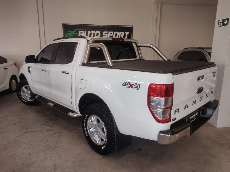 RANGER 3.2 XLT 4X4 CD 20V DIESEL 4P AUTOMÁTICO - 2015 - CAXIAS DO SUL