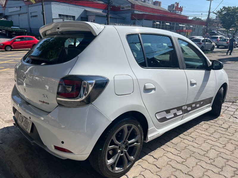 SANDERO 2.0 RS 16V FLEX 4P MANUAL - 2016 - CAXIAS DO SUL