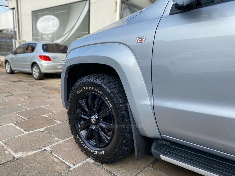 AMAROK 2.0 HIGHLINE 4X4 CD 16V TURBO INTERCOOLER DIESEL 4P AUTOMÁTICO - 2017 - CAXIAS DO SUL