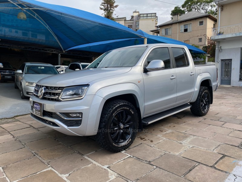 AMAROK 2.0 HIGHLINE 4X4 CD 16V TURBO INTERCOOLER DIESEL 4P AUTOMÁTICO - 2017 - CAXIAS DO SUL