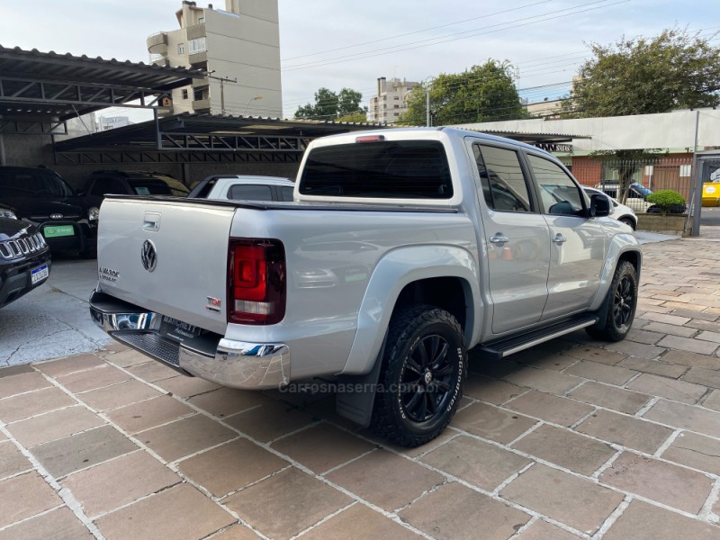 AMAROK 2.0 HIGHLINE 4X4 CD 16V TURBO INTERCOOLER DIESEL 4P AUTOMÁTICO - 2017 - CAXIAS DO SUL