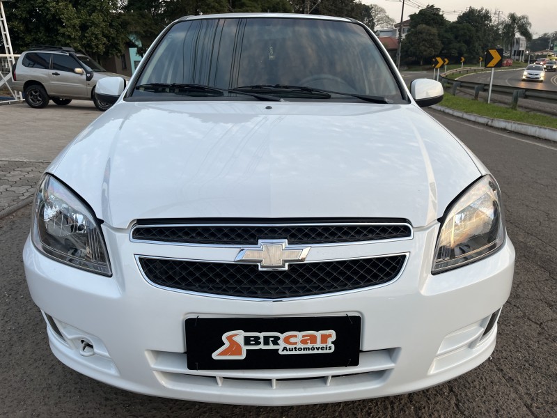 CELTA 1.0 MPFI LT 8V FLEX 4P MANUAL - 2014 - DOIS IRMãOS