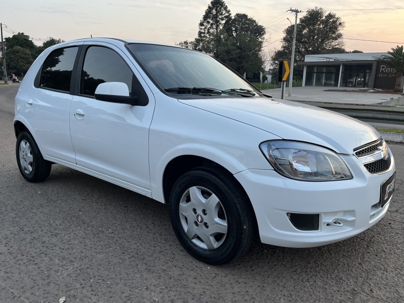 CELTA 1.0 MPFI LT 8V FLEX 4P MANUAL - 2014 - DOIS IRMãOS